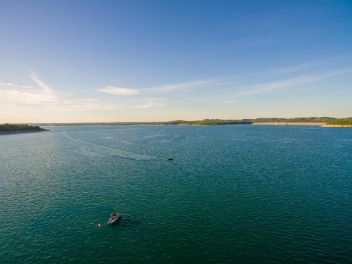 Water'S Edge Retreat Home image 13