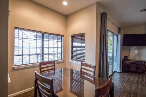 Water'S Edge Retreat Home image 9